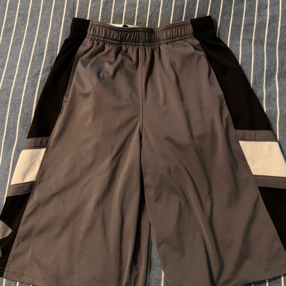 Under Armour Gray Athletic Shorts - Picture 1 of 3
